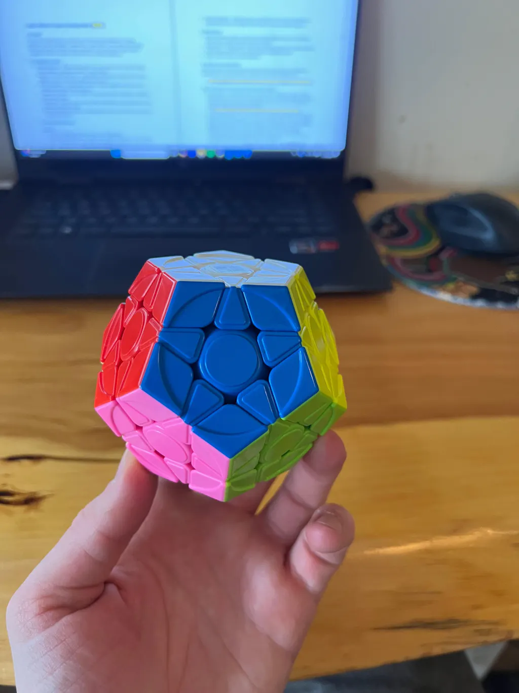 YJ YuHu Megaminx V2 (Magnetic) | Megaminx Speed Cube