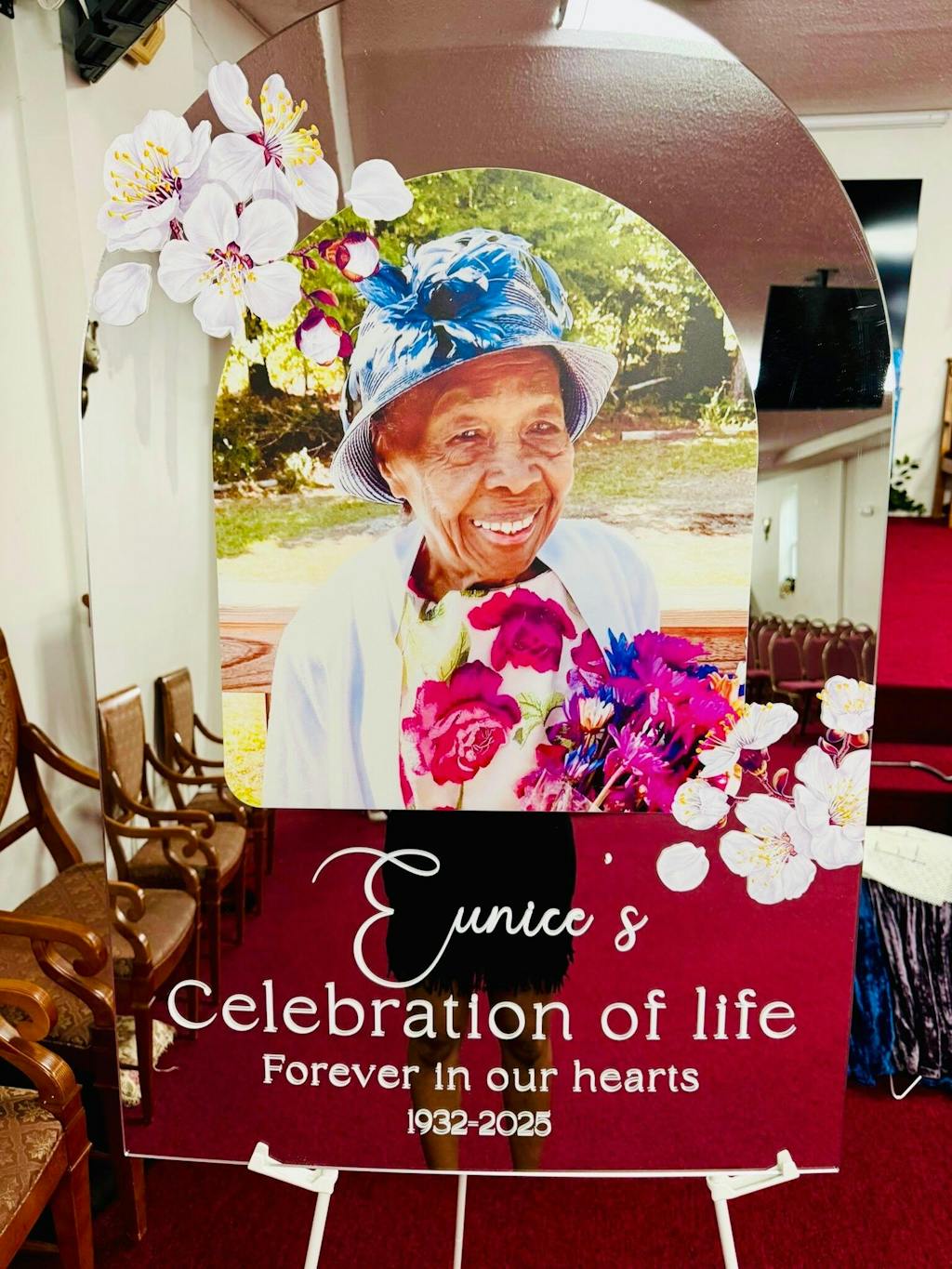 Custom Memorial Mirror Sign, Funeral Signs, Celebration of Life Sign