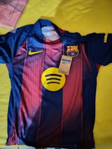 CAMISETA BARCELONA I 25/26 HOMBRE (VERSIÓN JUGADOR)