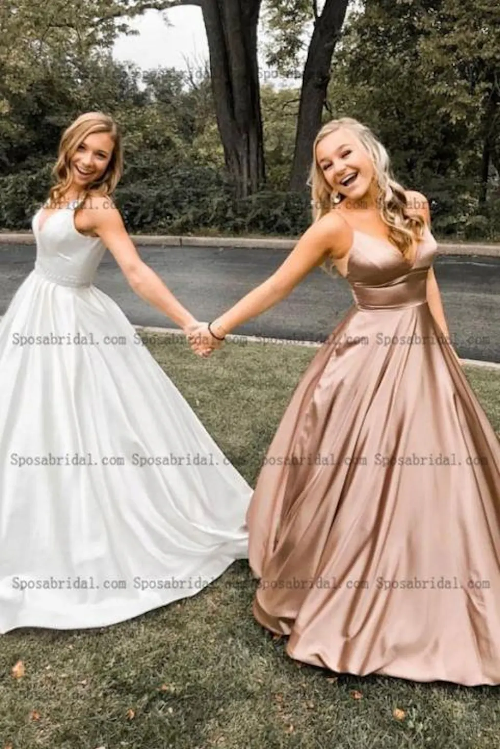 Sexy Backless Party Dress Sleeveless V Neck Prom Gowns Women Spaghetti Strap Split Cocktail Robe