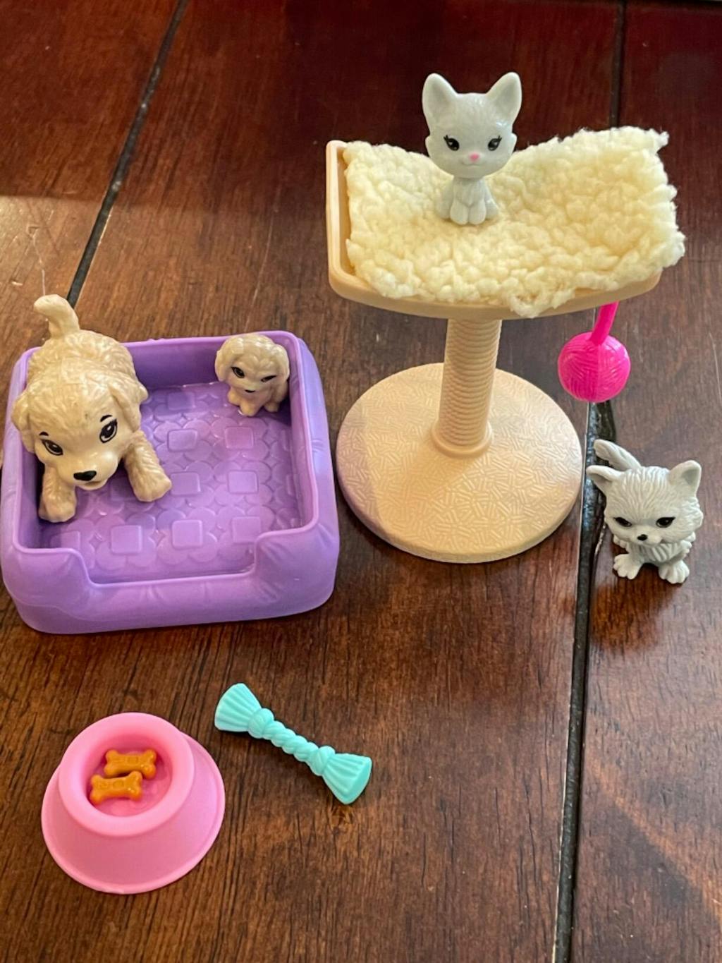 Barbie Accessory Pack Lounging Theme with Pet Square Imports