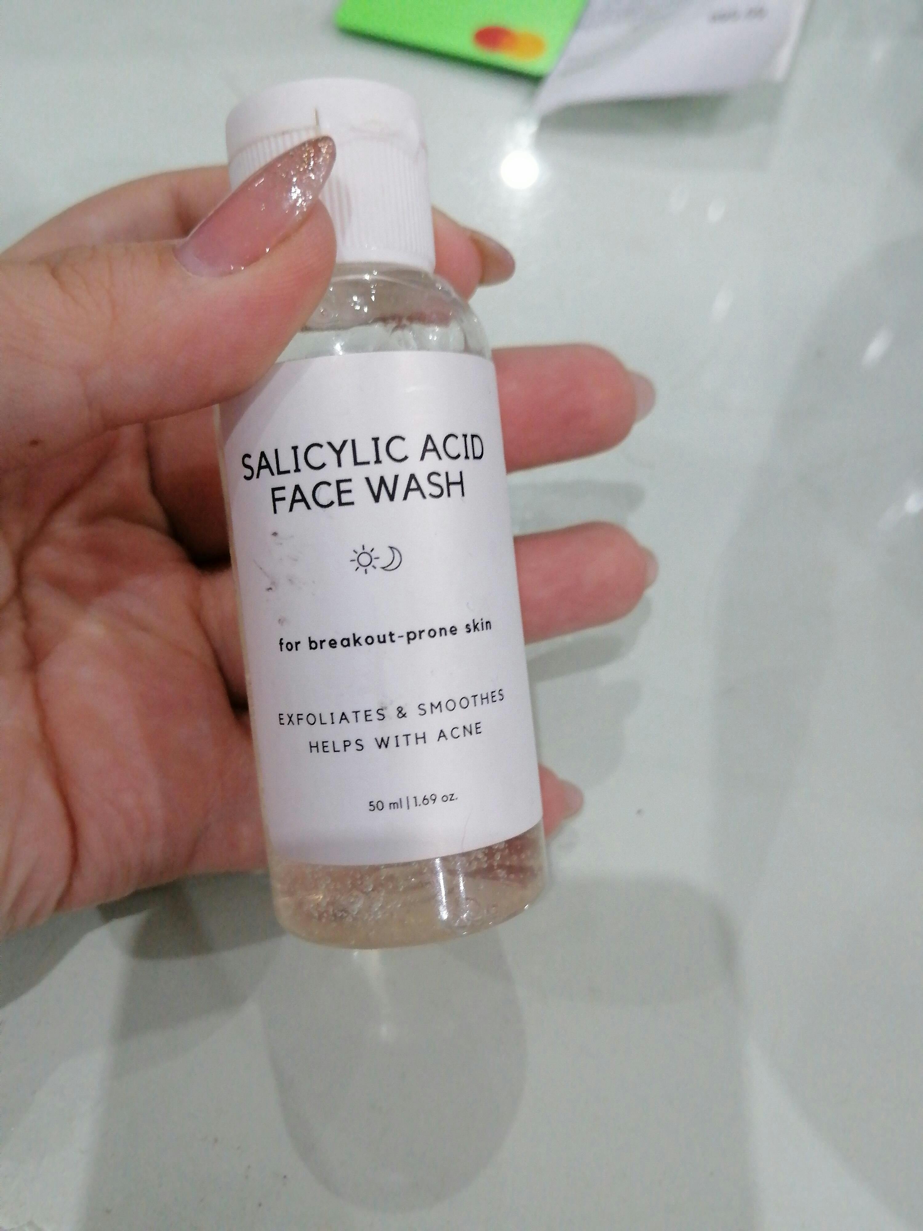 Mini Salicylic Acid Face Wash Standard Skin & Beauty