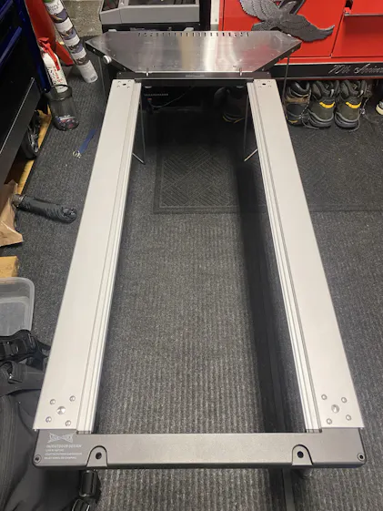 4 Unit IGT Frame – Stanluck, Inc.