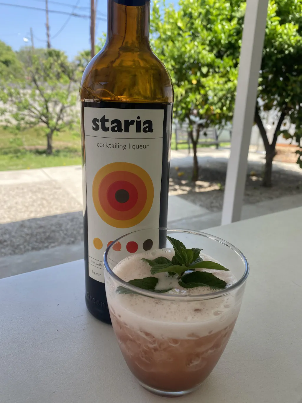 Staria cocktailing liqueur