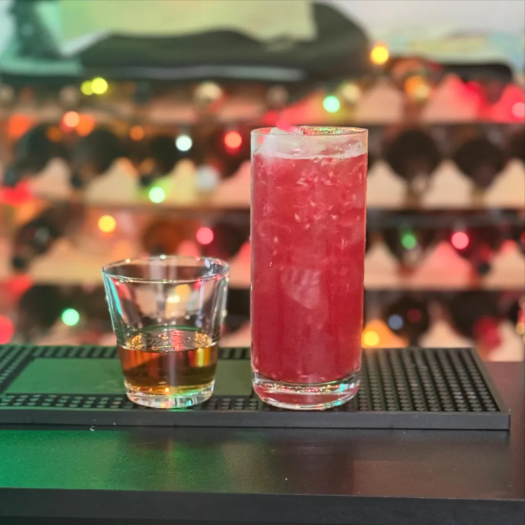 Staria cocktailing liqueur