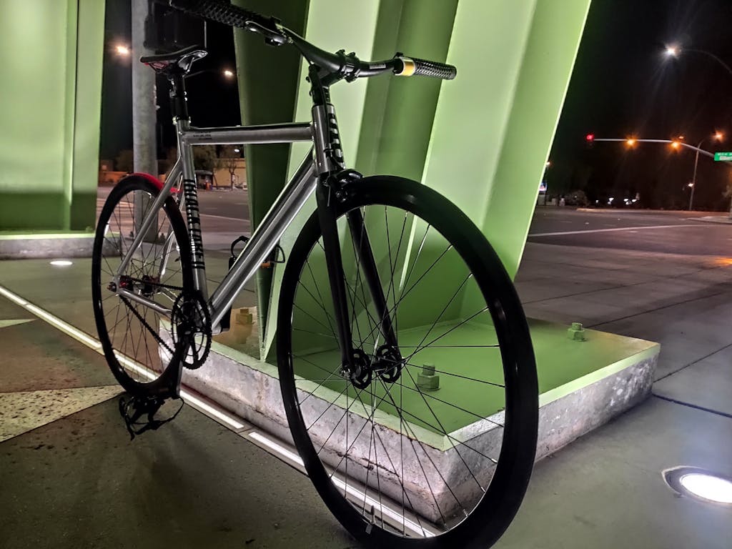 state bicycle 6061 black label track bike