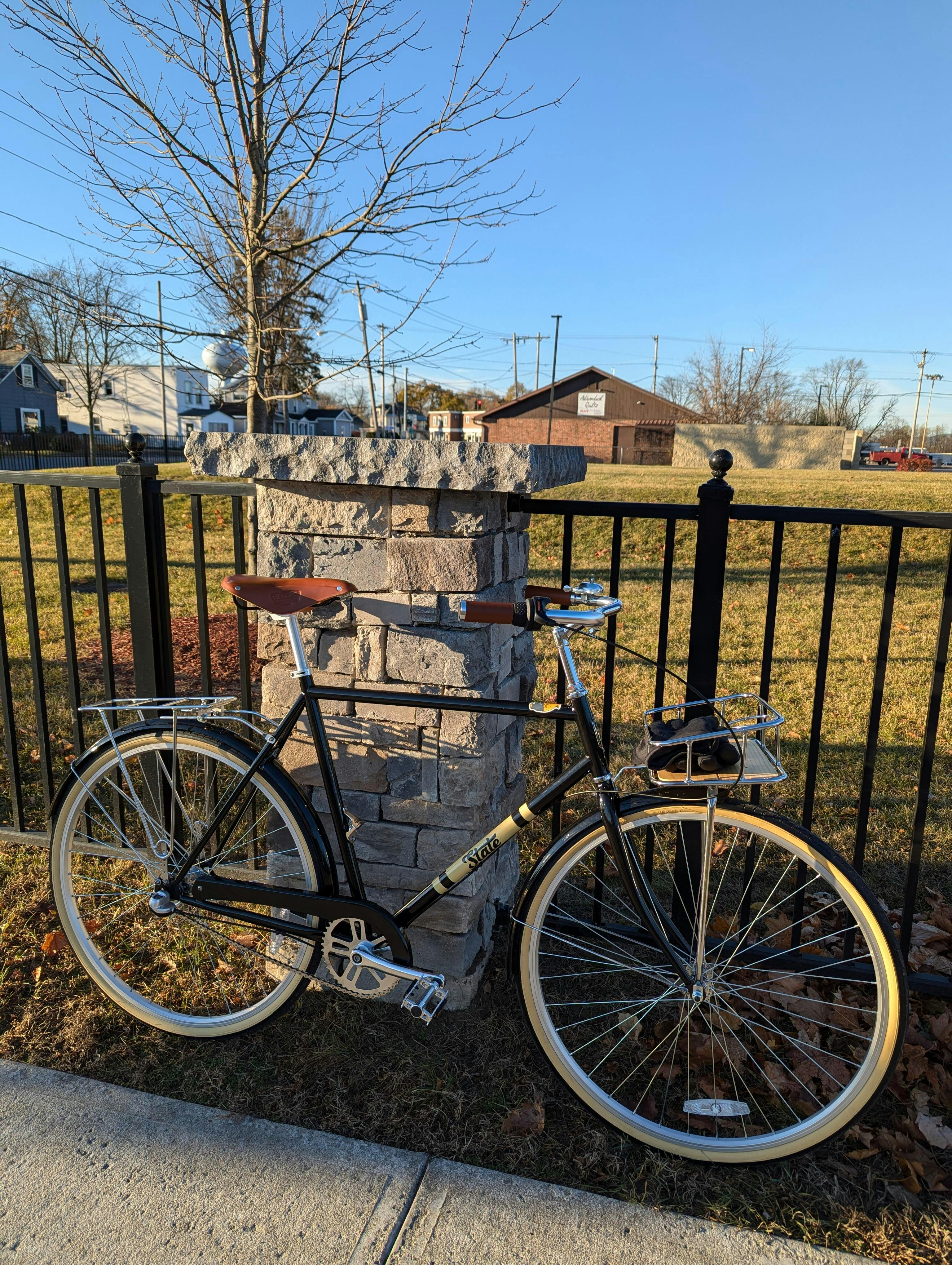 BICYCLE  GOLD STANDARD  8個 The Black & Tan : City Bikes & Dutch Bicycles | State