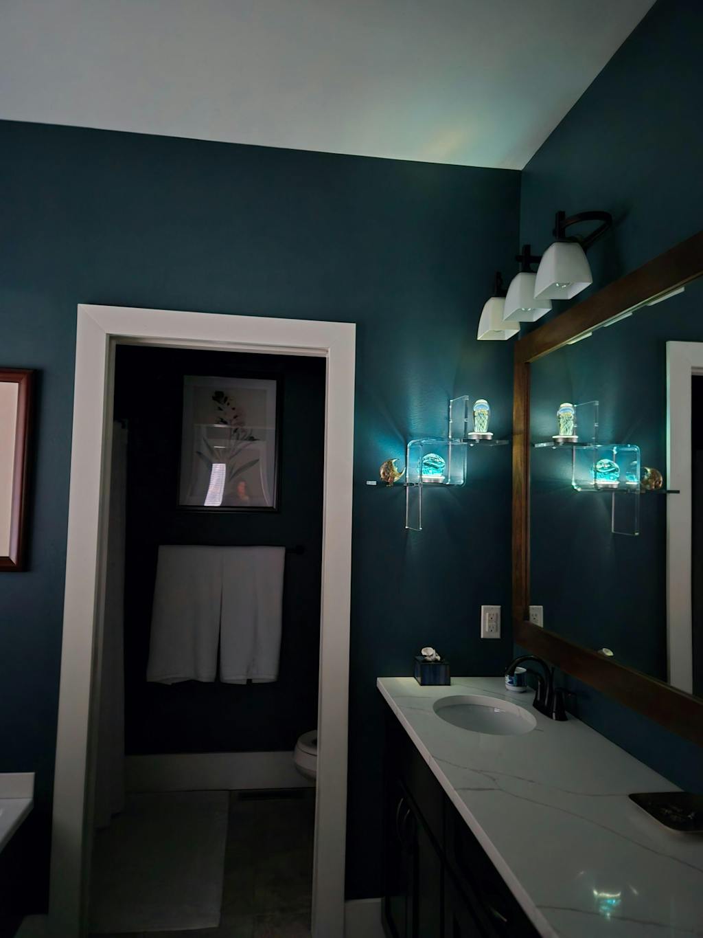 Intersecting Floating Shelf