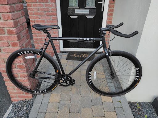 Matte black fixie bike deals