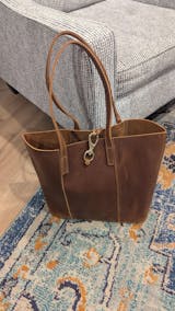 The Taavi Tote | Handcrafted Leather Tote Bag