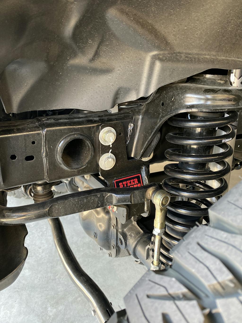 YETI XD™ JL/JT Sector Shaft Brace With Frame Side Track Bar Reinforcem