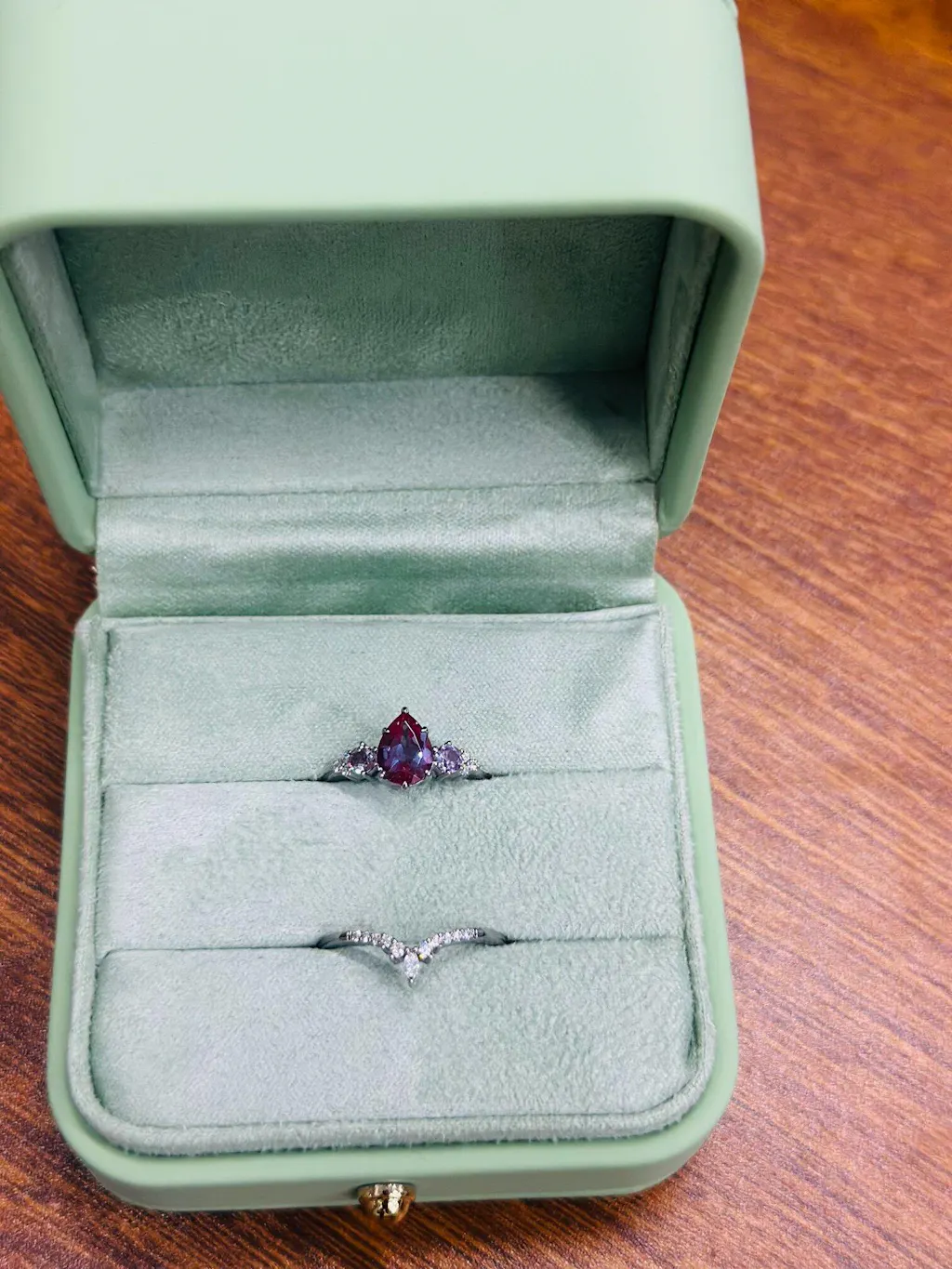 Sylvie’s Frond | Pear Alexandrite Cluster Bridal Set 2pcs