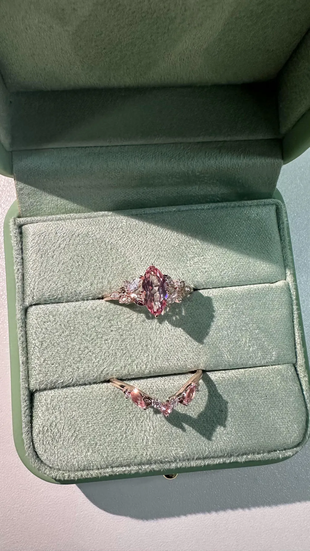 Peony's Bloom | Marquise Pink Sapphire Bridal Set 2pcs