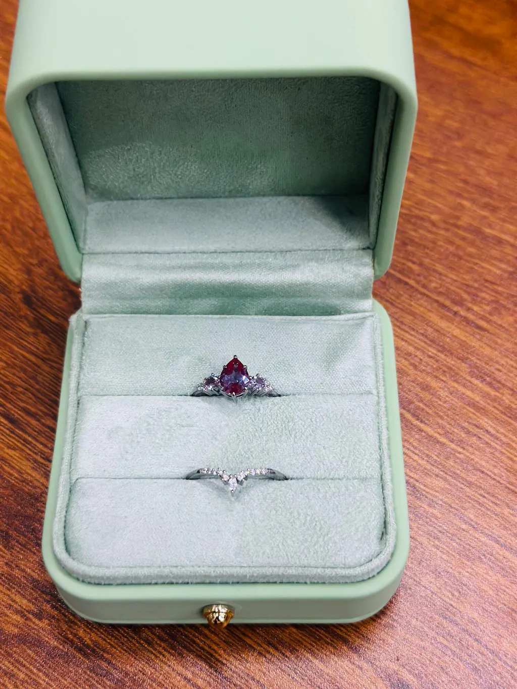 Sylvie’s Frond | Pear Alexandrite Cluster Bridal Set 2pcs