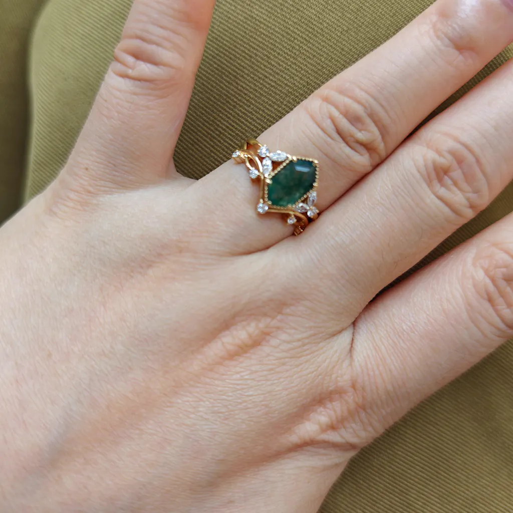 Iolanthe‘s Sonnet | Geometric Moss Agate Floral Vintage Bridal Set 2pcs