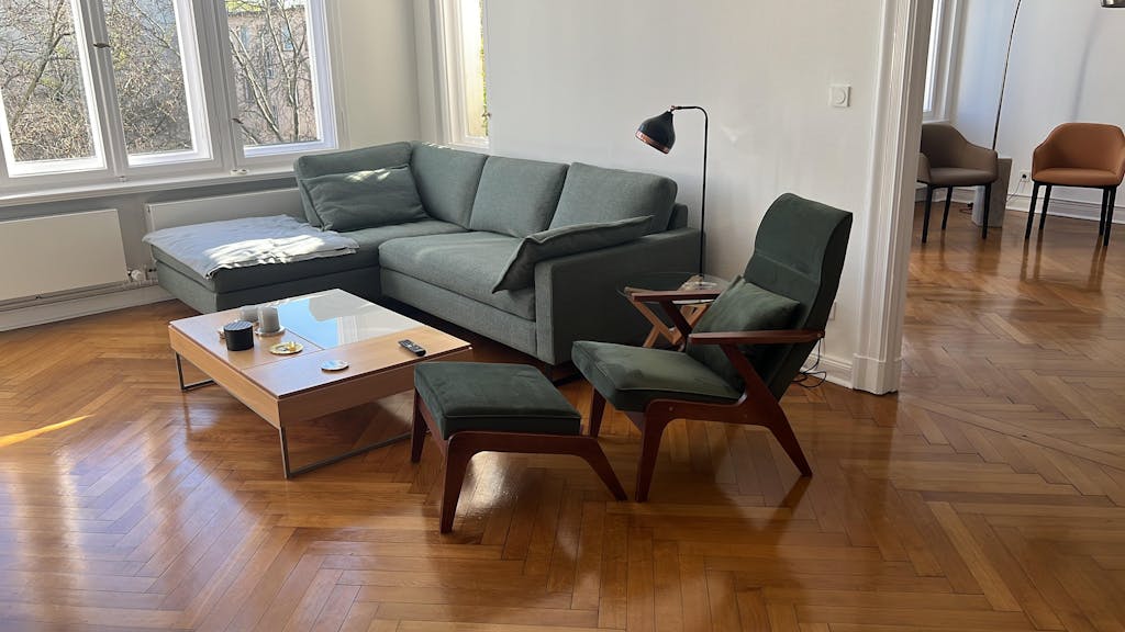 Apollo Fußhocker - Velvet Line Premium