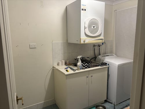 Kit Kat Stick on Composite Tile - Matte White