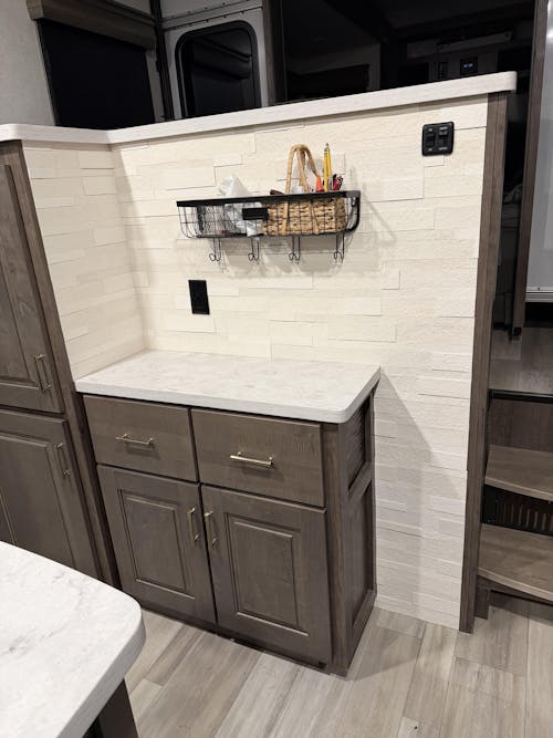 White Rock - Self-Adhesive 3D Peel & Stick Real Stacked Stone Tiles [Pack of 10]