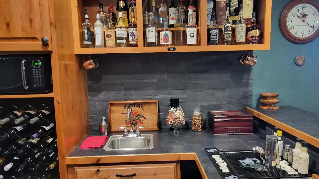 Shadow Gray - Self-Adhesive 3D Peel & Stick Real Stacked Stone Tiles [Pack of 10]