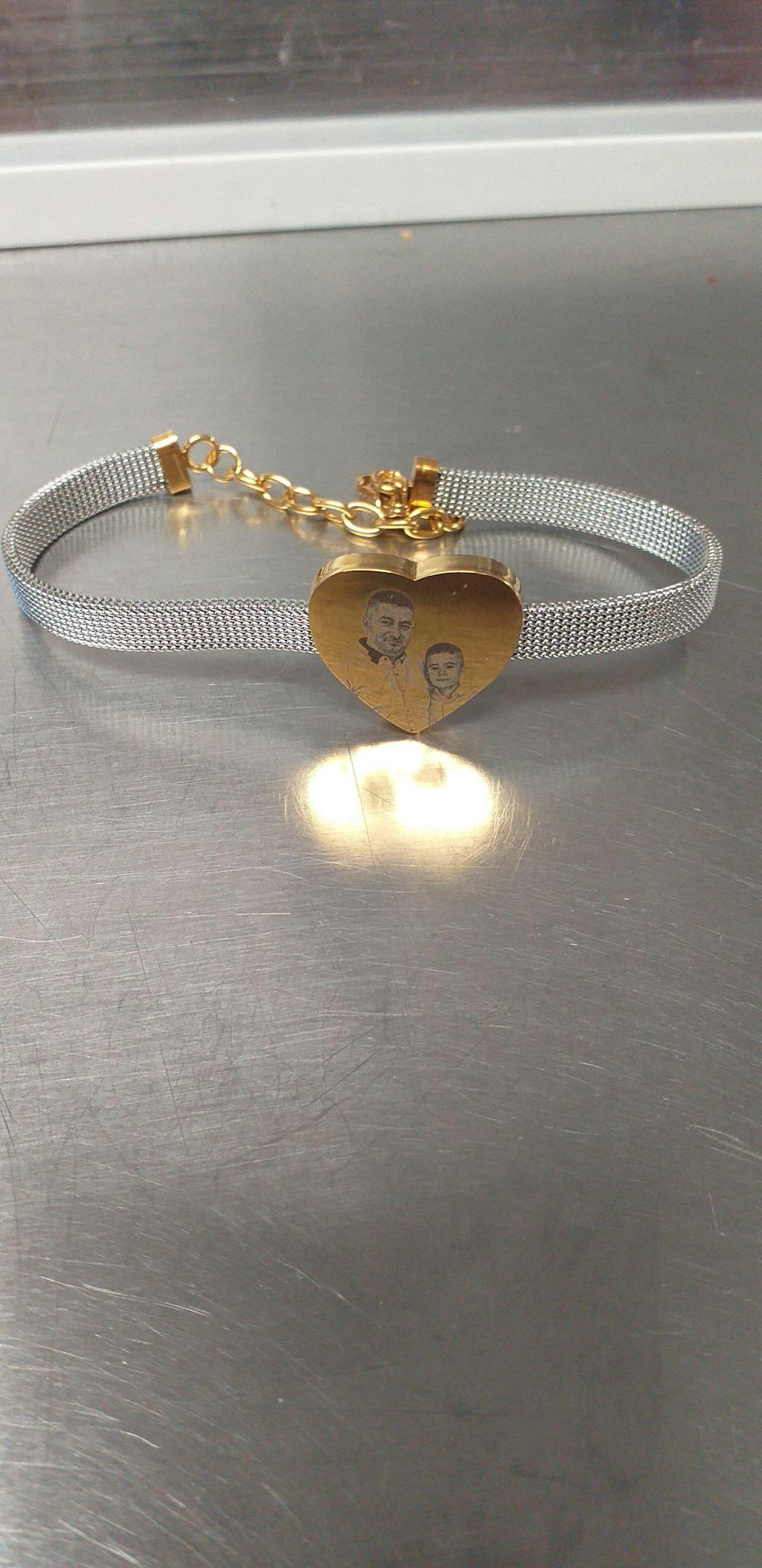 Women’s Engraved Bracelet