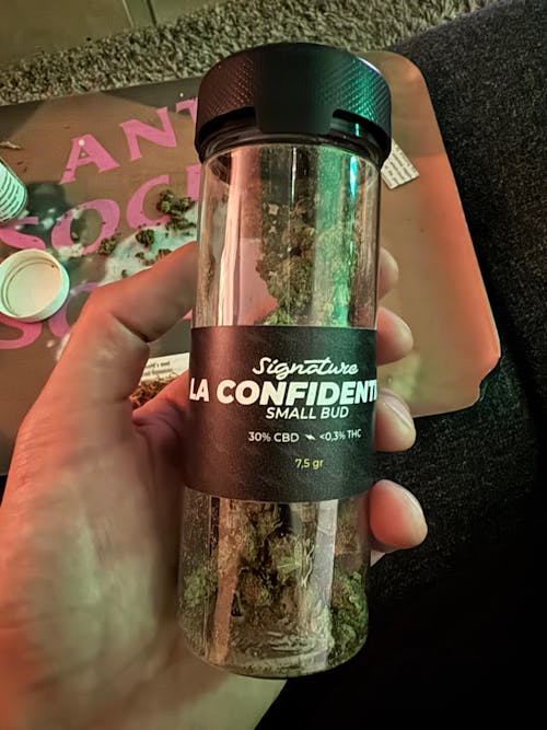 LA CONFIDENTIAL - SMALL BUD