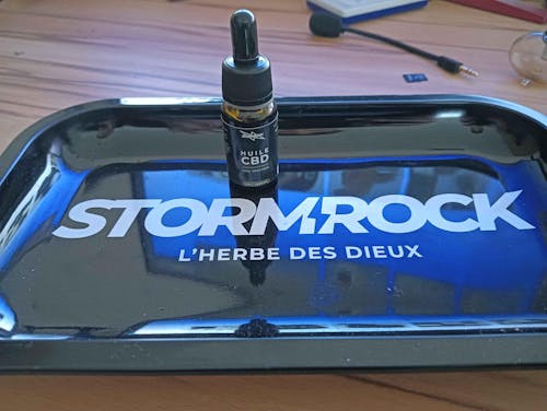 Grand plateau noir + Flyer Stomrock