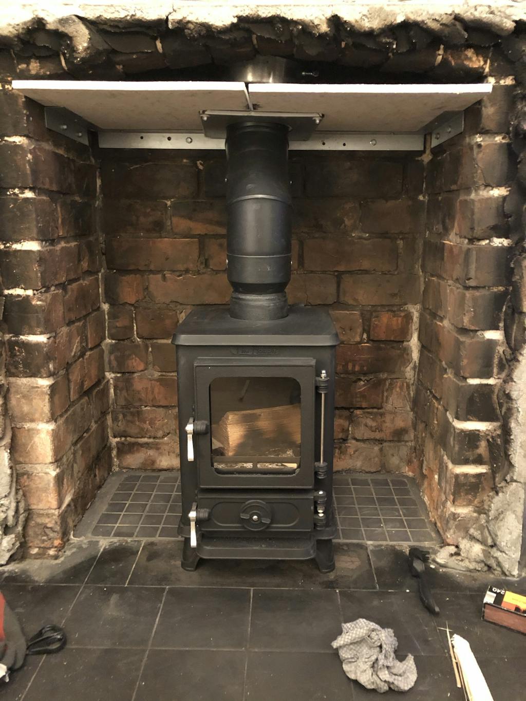 Salamander Hobbit Multifuel Wood Burning Stove 4kW Small Cast Iron