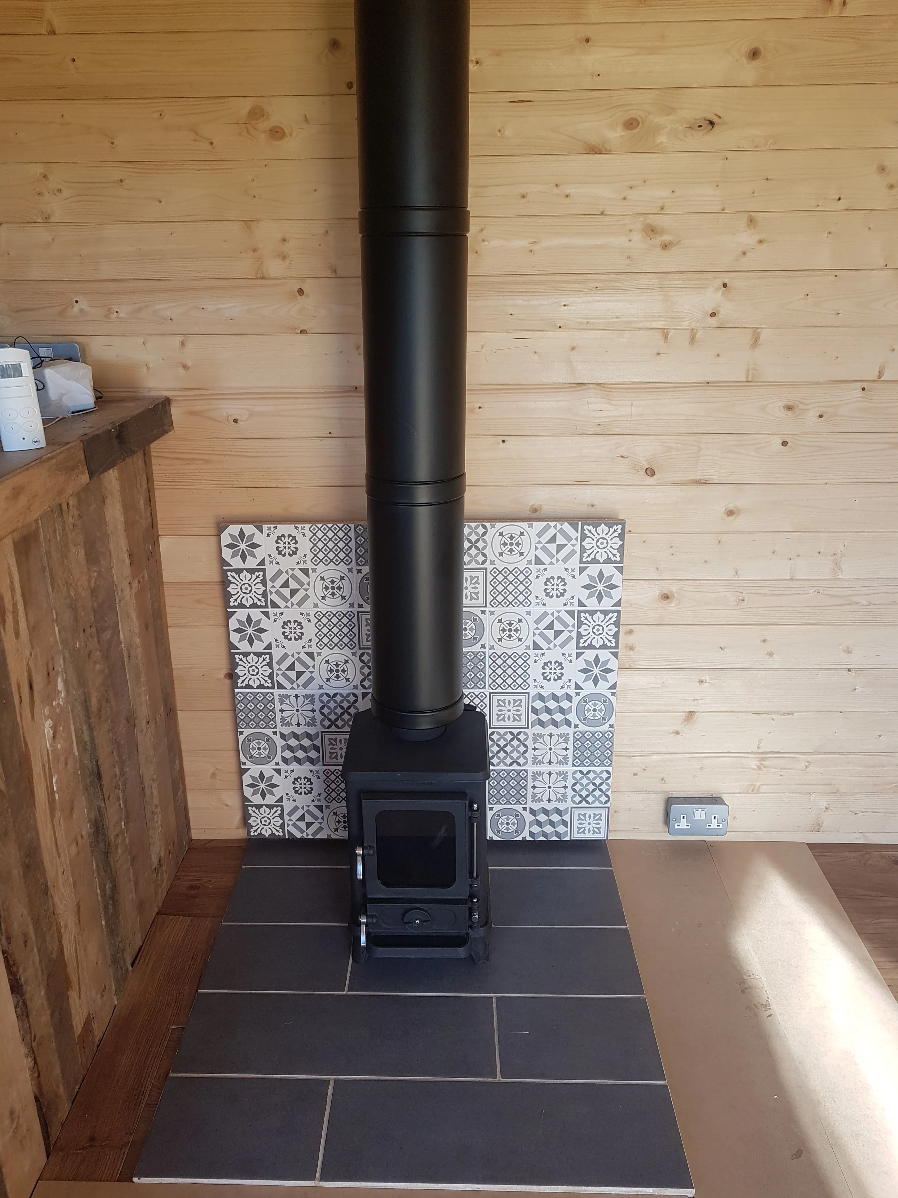 Wood burning stove in a shed chimney kits (shed, garage, gazebo, home