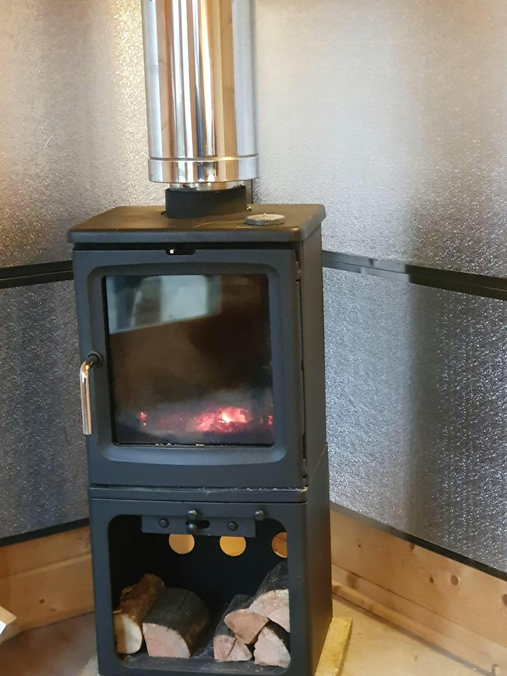 Wood burning stove in a shed chimney DTW kit 2.5 Metre (shed, garage