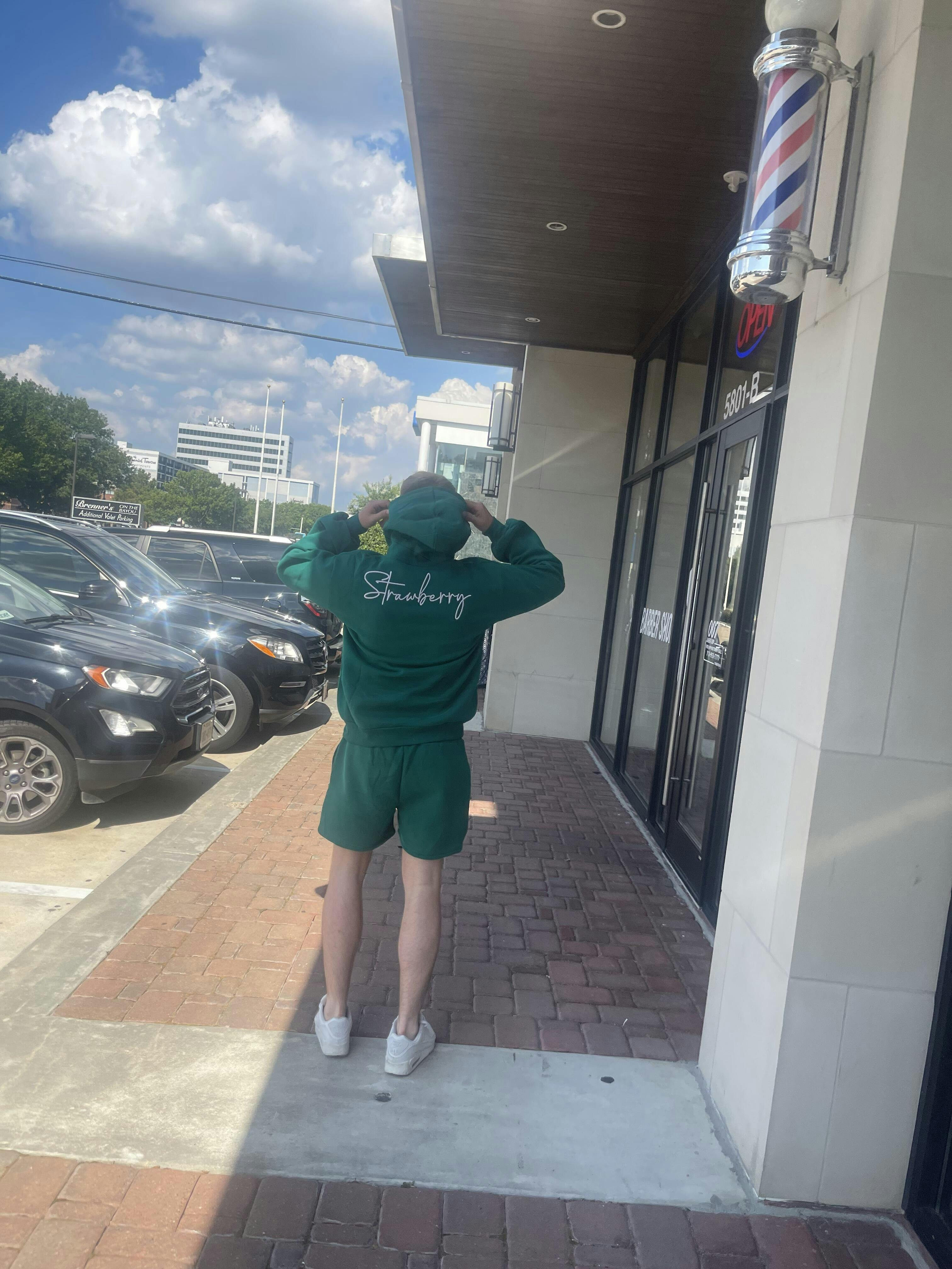 Green Men Short Strawberry Milk Mob