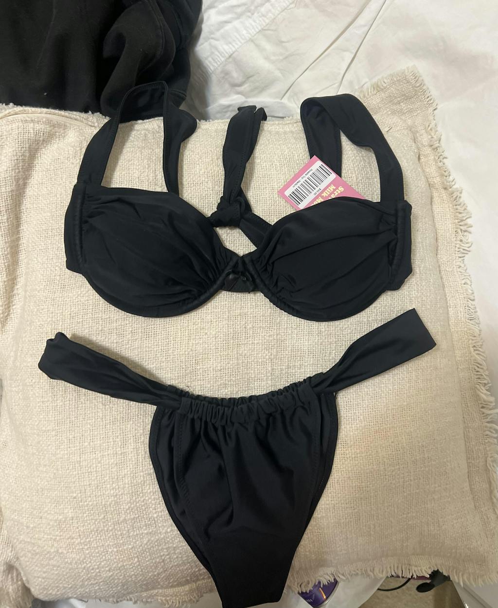 Rosalia Bottom Strawberry Milk Mob