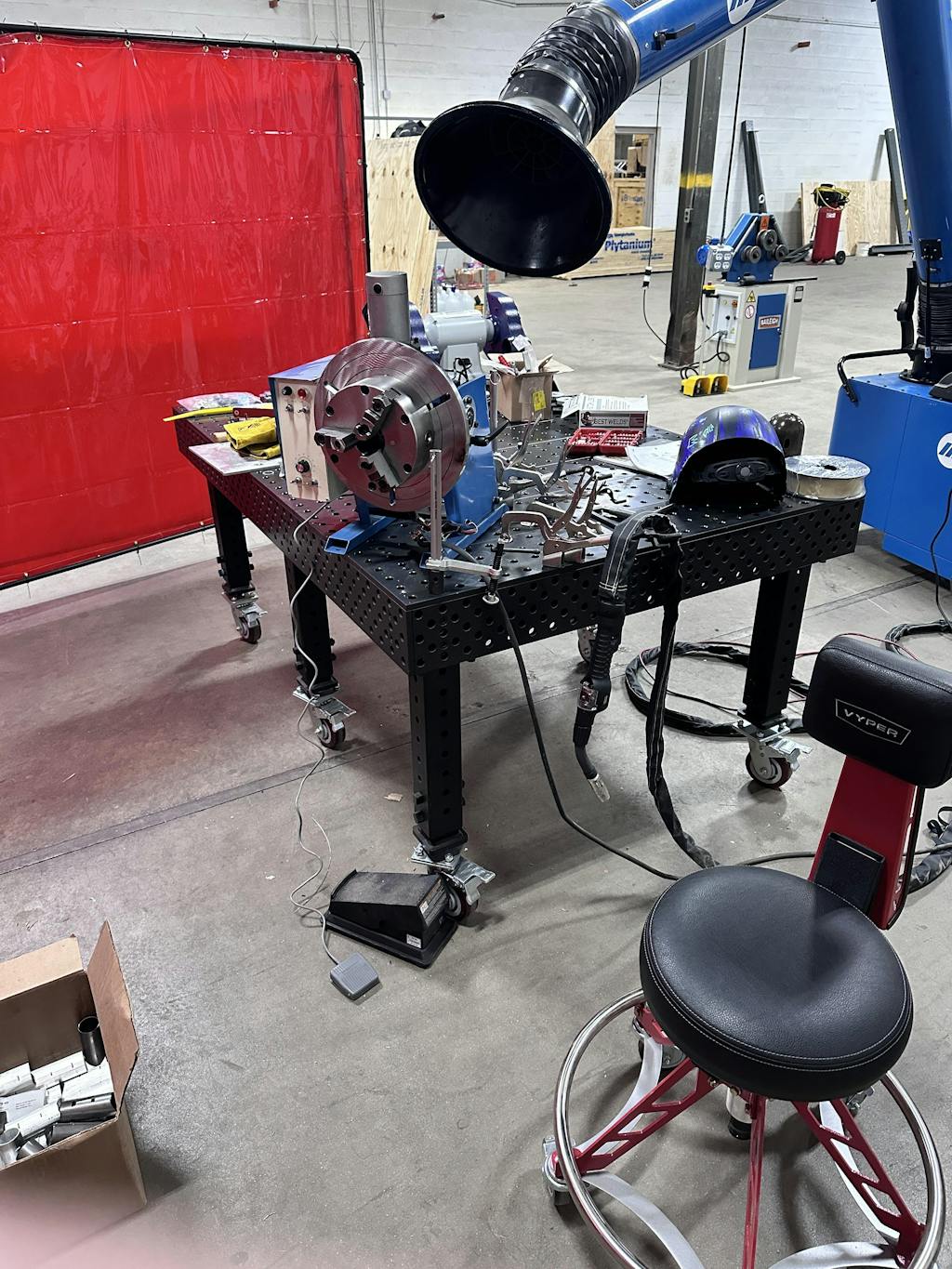 Alpha, 5-Sided, 6' x 4' (72" x 48") Table, 5/8" System