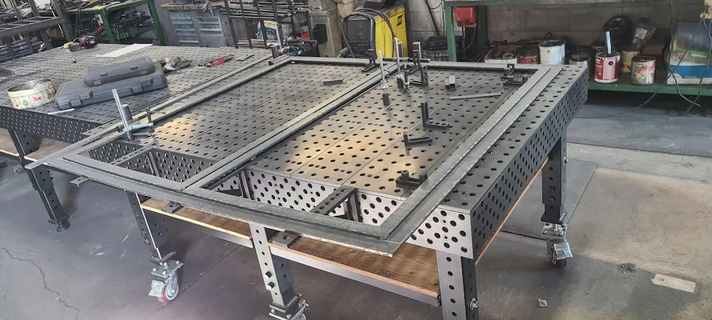 Alpha, 5-Sided, 6' x 4' (72" x 48") Table, 5/8" System
