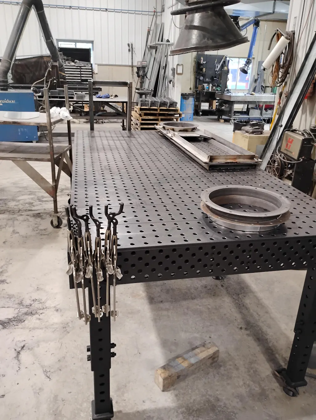 Alpha, 5-Sided, 8' x 4' (96" x 48") Table, 5/8" System