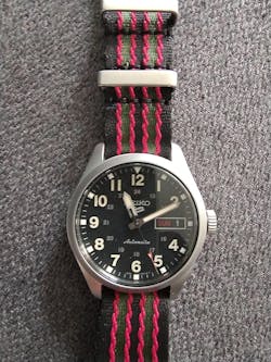 Premium Slim NATO Strap - James Bond Vintage