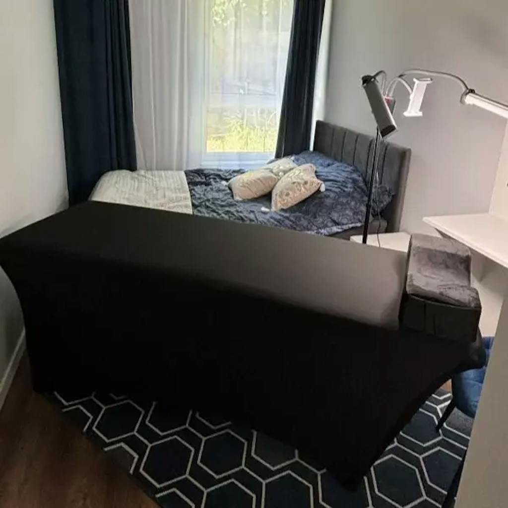 Łóżko kosmetyczne do zabiegów Space - Czarne