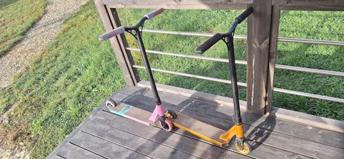 NKD Goat Stuntstep 83cm / 85cm Goud Zwart