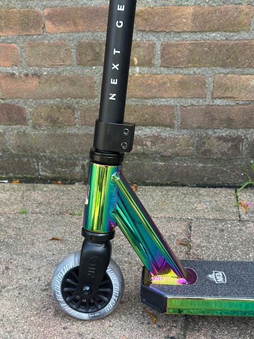 NKD Next Generation 2025 V2 Stuntstep 82cm / 79.5 cm Neochrome