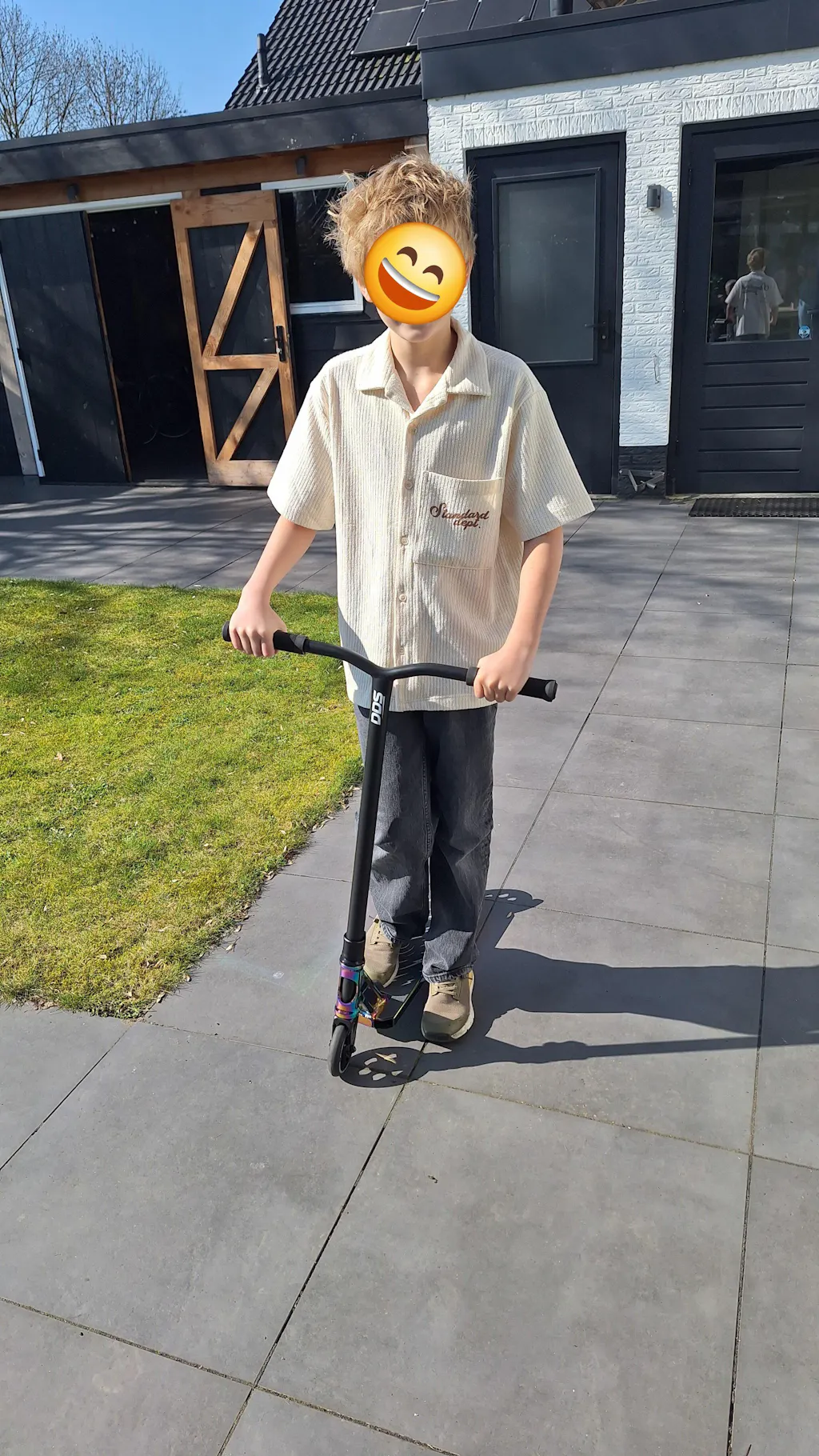 DDS Stuntstep Neochrome Zwart NL Merk