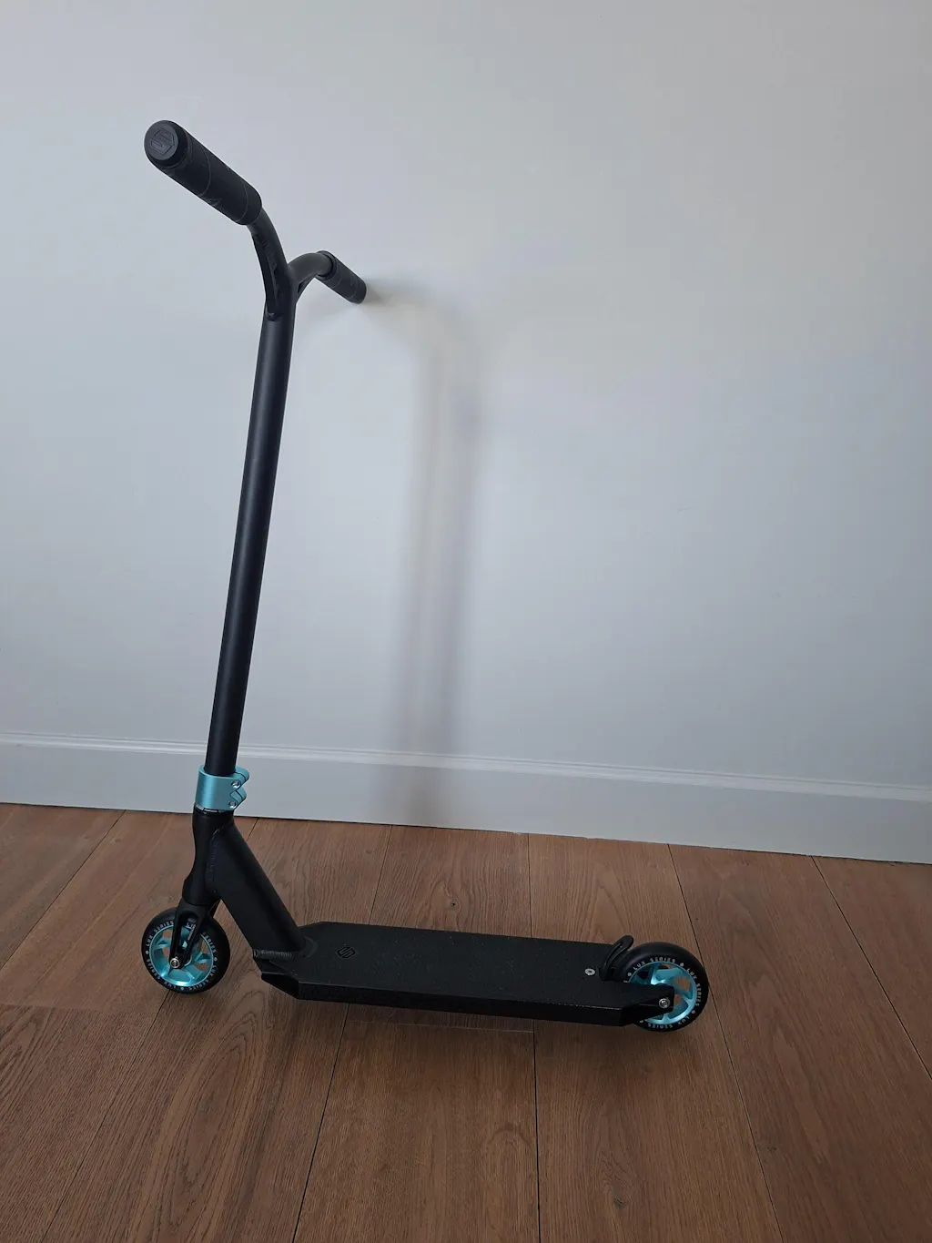 Striker Lux 5" Stuntstep Teal 87cm