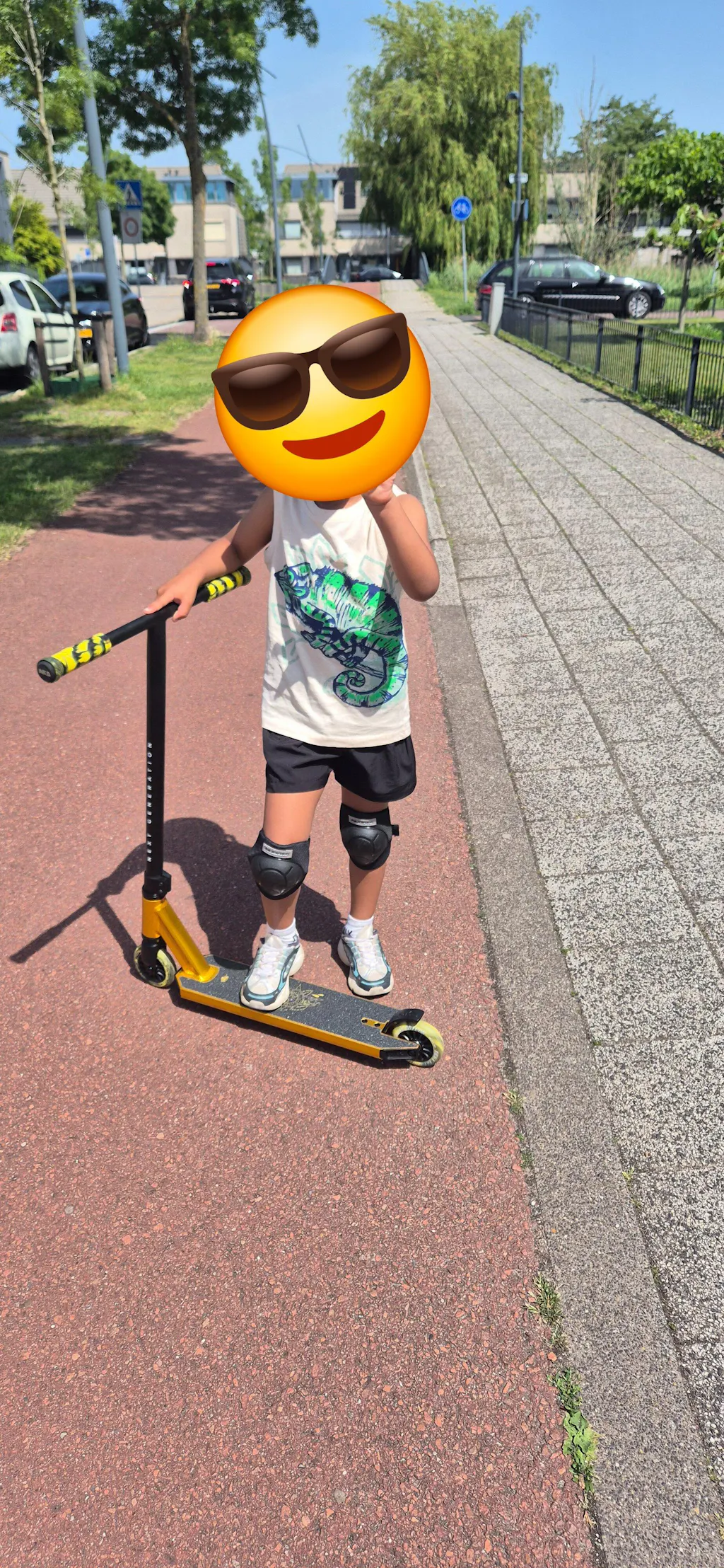 NKD Next Generation 2026 V2 Stuntstep 82cm / 79.5 cm Goud Zwart
