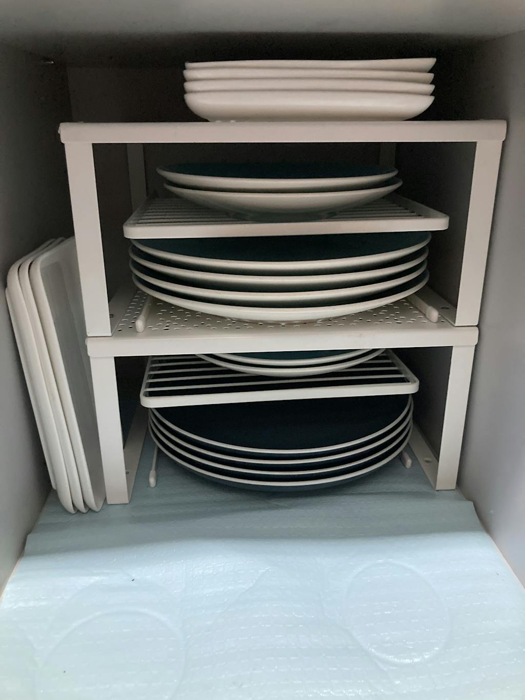 Grande Plate & Bowl Stackable Organizer Rack | Dinnerware Organization