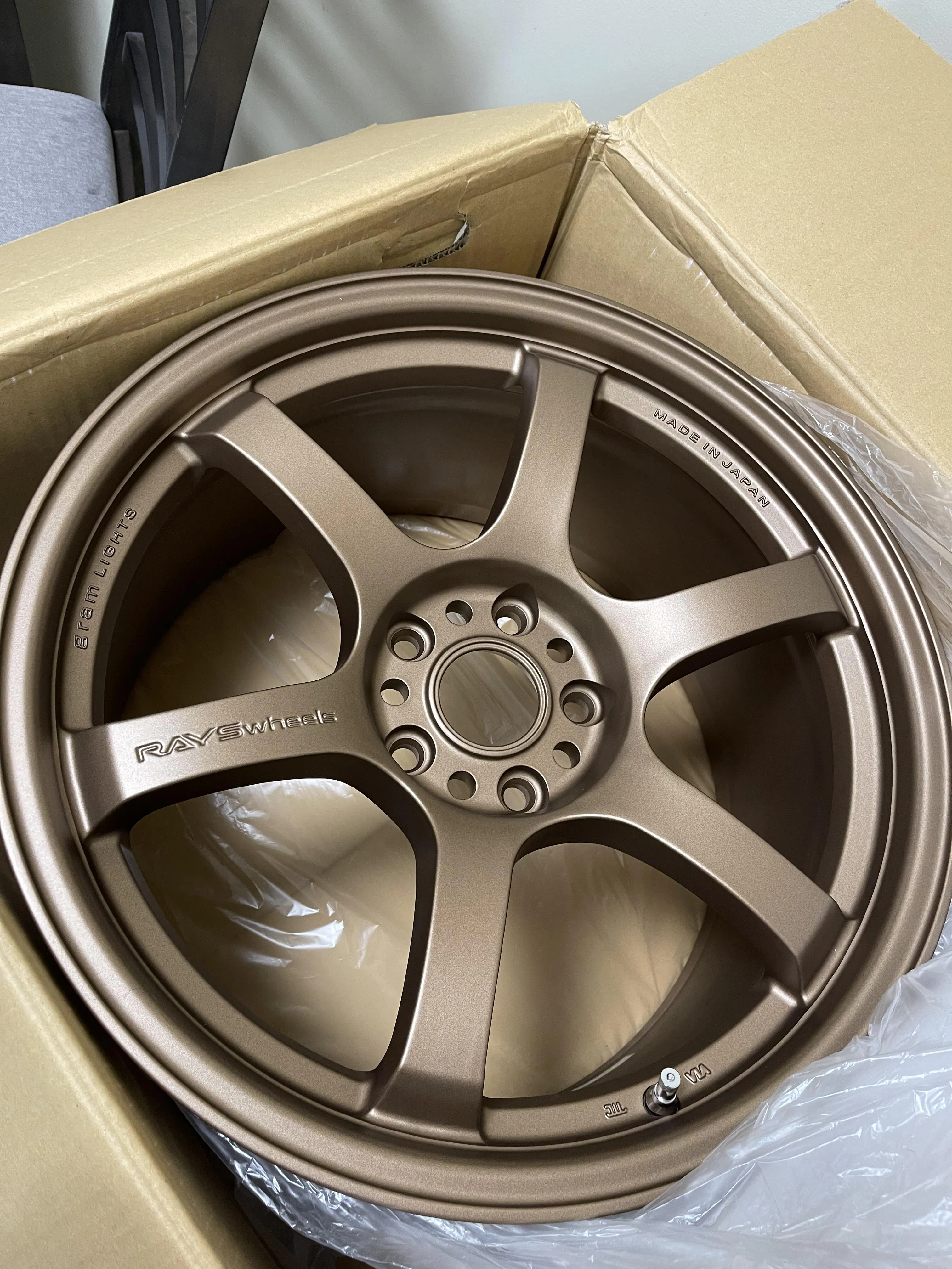 Gram Lights 57DR 19x8.5 +35 5-114.3 Bronze 2