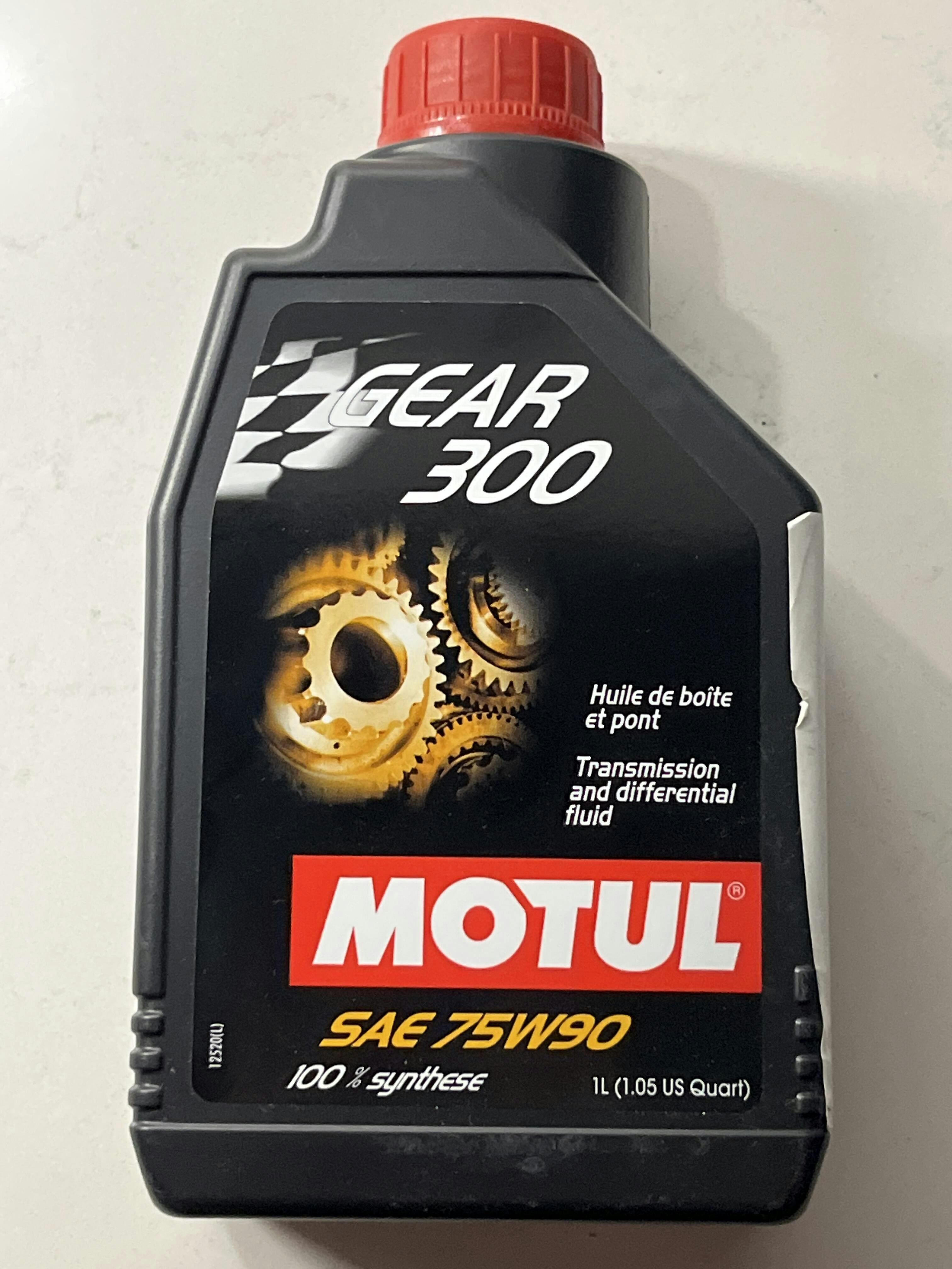 Motul Gear 300 75W90 Gear Oil for Racing Transmissions — Subimods.com