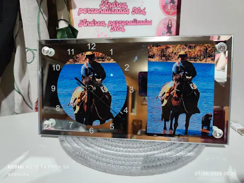 Reloj de Vidrio Rectangular con Espejo