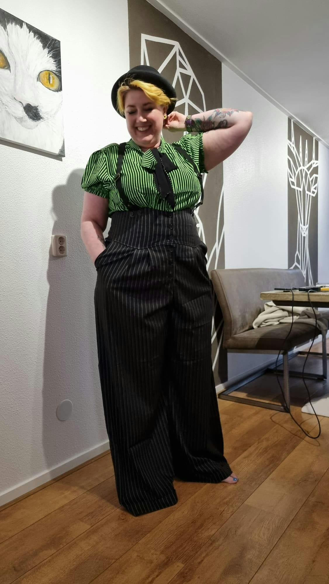 Unique Vintage Thelma Pinstripe 40's Trousers With Suspenders Black Wh -  www.succubus.com