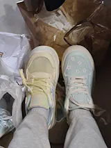 Lychee Daisy Flower Pink Blue Beige Sneakers