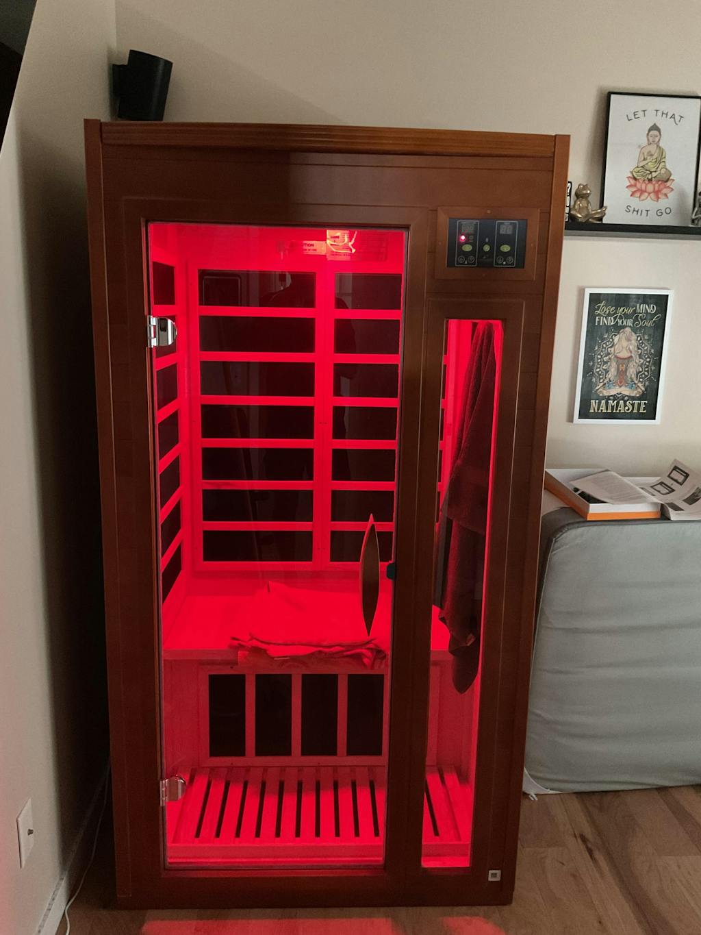 Dynamic Saunas Barcelona Elite 1 Person Ultra Low EMF Far Infrared Sauna