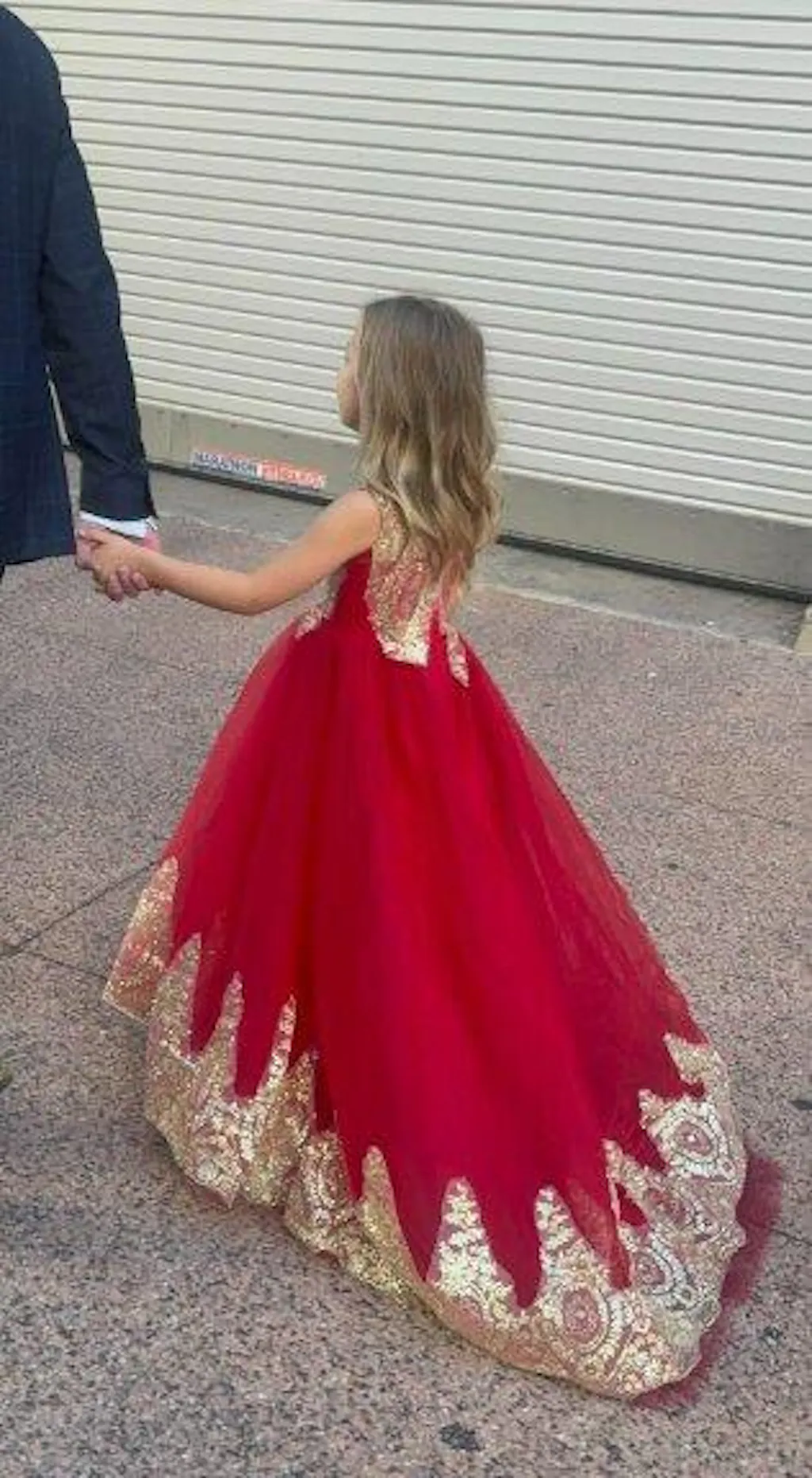 Sunnypetal Luxury Gold Embroidered High-Neck Tulle Ball Gown Flower Girl Dress