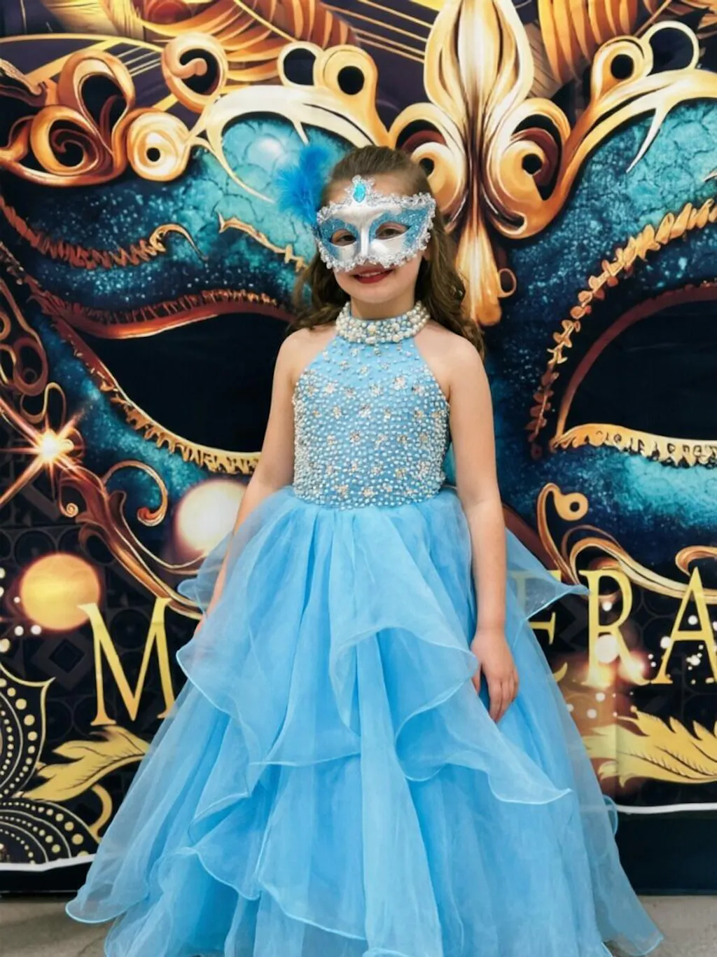 Sunnypetal Sparkling High Neck Ball Gown Flower Girl Dress with Beaded Bodice